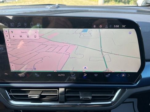 New 2025 Chevrolet Equinox EV LT image 11