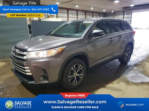 Used 2019 Toyota Highlander LE FWD image 1