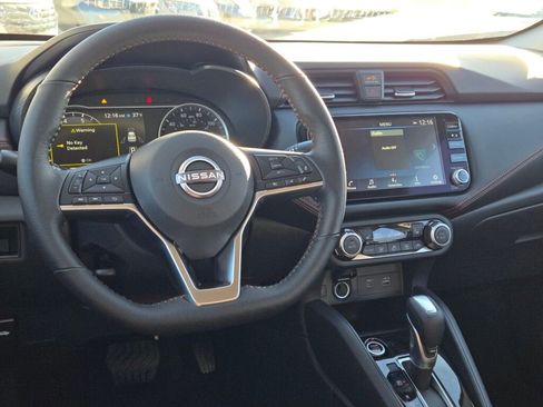 Used 2025 Nissan Versa SR w/ Trunk Package image 19
