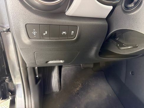 Used 2021 Hyundai Kona SEL FWD image 13