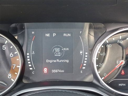 Used 2021 Jeep Compass Latitude w/ Driver Assistance Group image 19