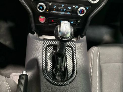 Used 2022 Ford Mustang EcoBoost image 71