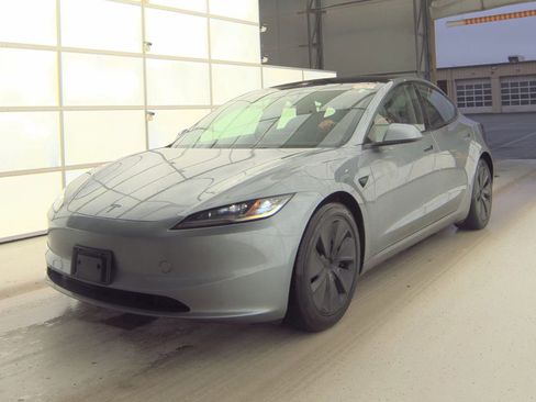 Used 2025 Tesla Model 3 Long Range AWD/4WD image 1