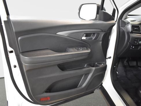 Certified 2021 Honda Pilot EX image 28