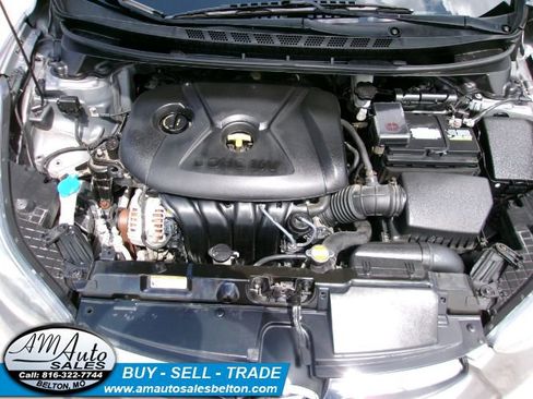 Used 2012 Hyundai Elantra GLS w/ Comfort Pkg 2 image 23