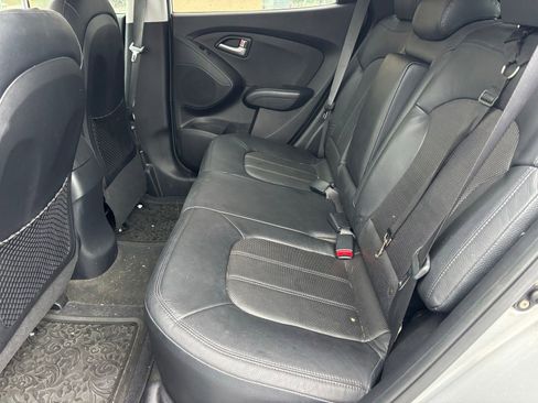 Used 2012 Hyundai Tucson Limited FWD image 8