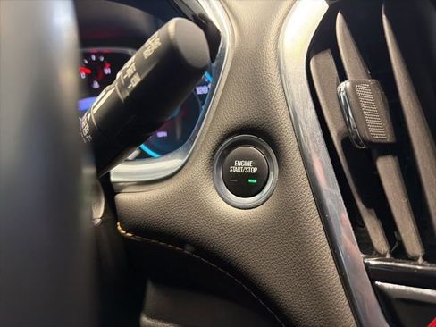 Certified 2020 Chevrolet Traverse LT w/ LPO, Floor Liner Package image 27