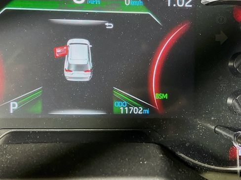 Certified 2025 Toyota RAV4 XLE AWD/4WD image 11