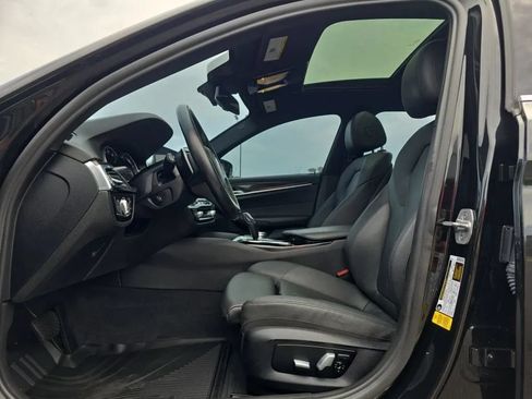 Used 2018 BMW 530i RWD image 15