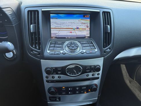 Used 2015 INFINITI Q60 Journey w/ Premium Package image 14