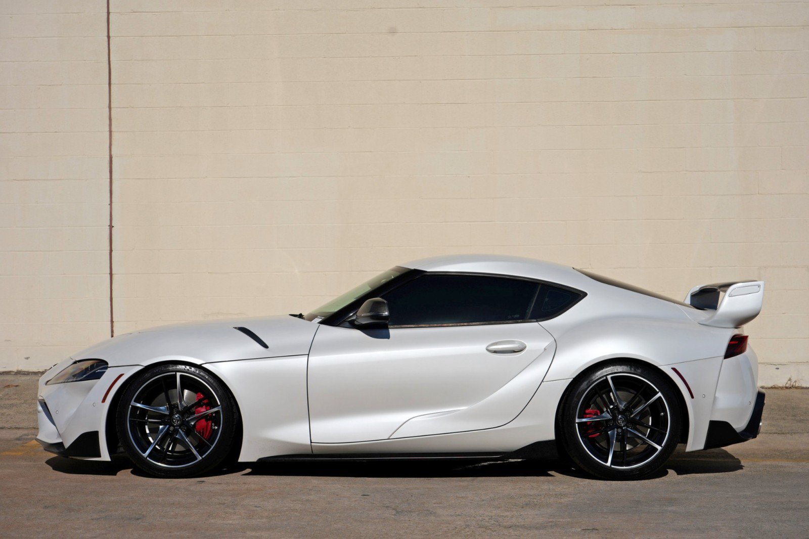 Used 2020 Toyota Supra Premium w/ Driver Assist Package RWD image 9