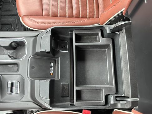 Used 2024 GMC Sierra 1500 Denali Ultimate image 32