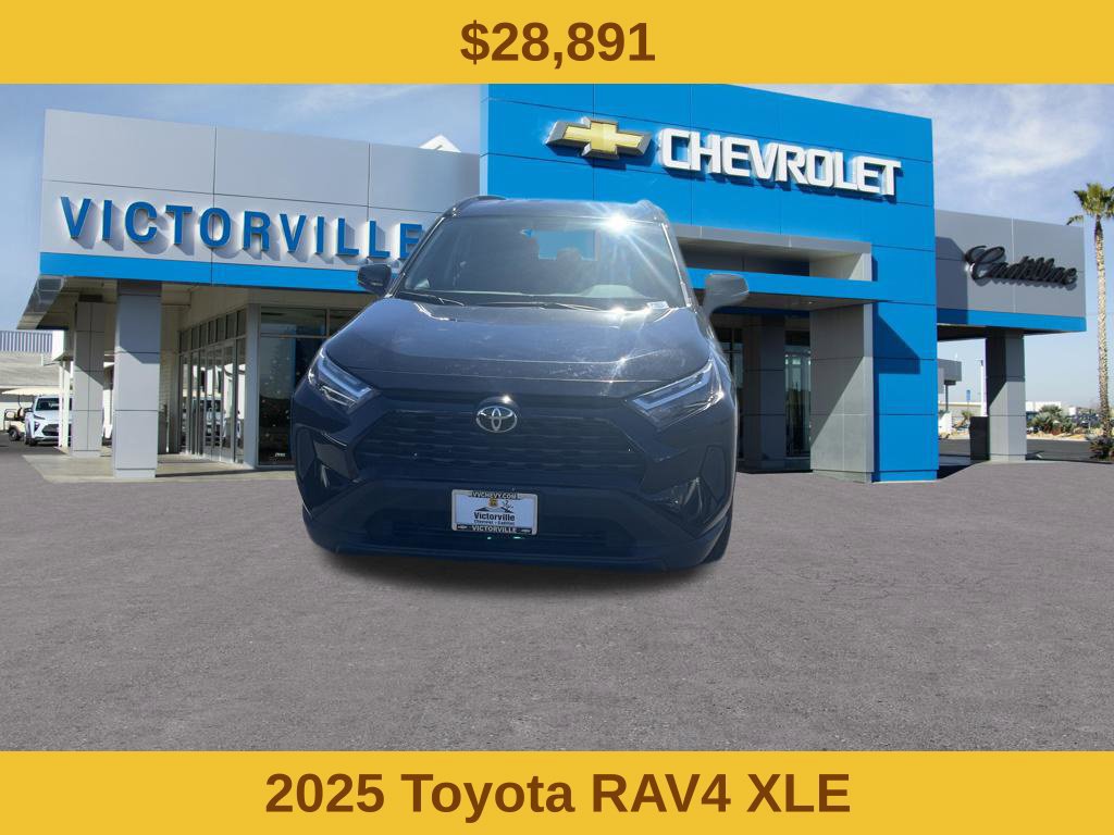 Used 2025 Toyota RAV4 XLE FWD image 2