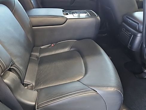 Used 2024 INFINITI QX80 Luxe image 17