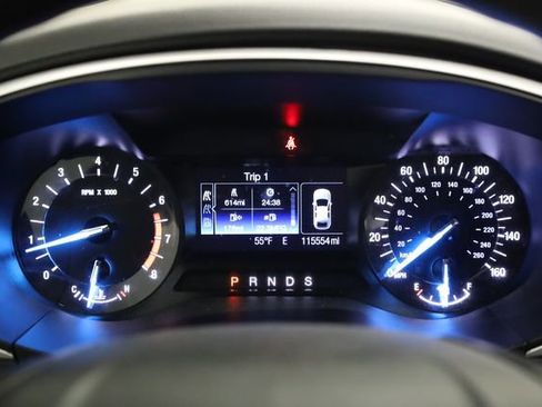 Used 2015 Ford Fusion SE image 20