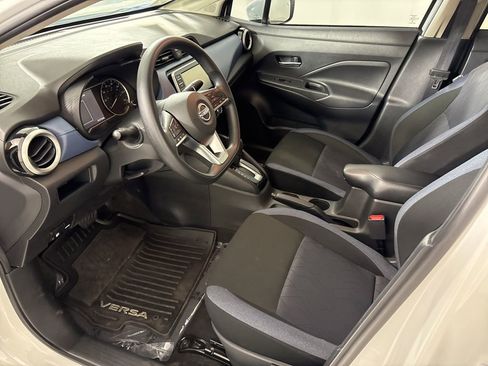 Used 2025 Nissan Versa SV w/ Trunk Package FWD image 25