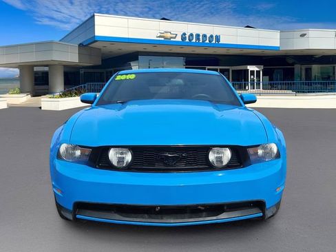 Used 2010 Ford Mustang GT image 2