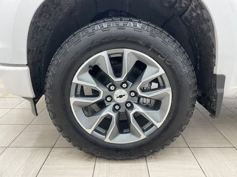New 2026 Chevrolet Silverado 1500 RST w/ RST All Star Premium Package AWD/4WD image 9