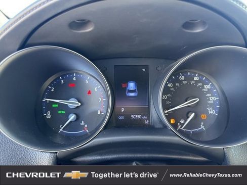 Used 2019 Toyota C-HR XLE image 23