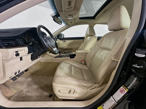 Used 2013 Lexus ES 350 w/ Luxury Pkg FWD image 13