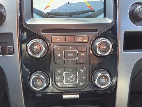 Used 2014 Ford F150 Limited image 32