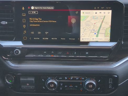 Used 2025 GMC Sierra 1500 SLT image 18