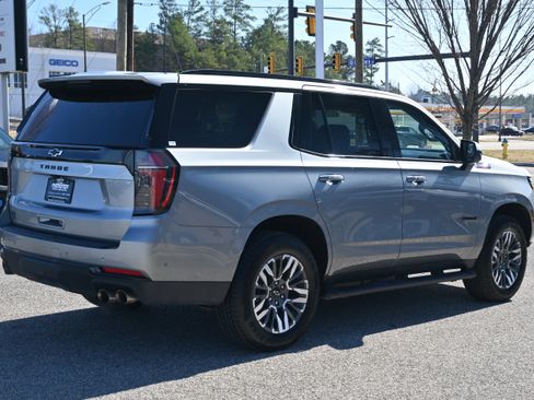 Certified 2025 Chevrolet Tahoe Z71 image 17