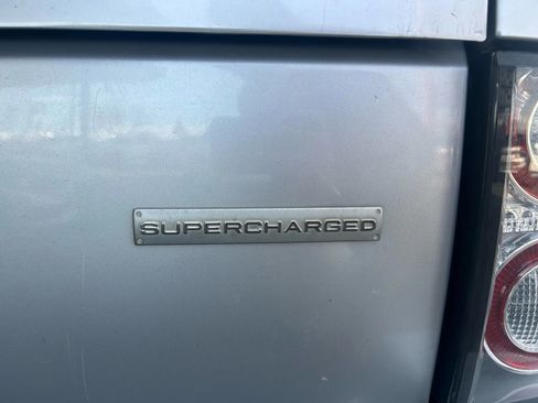 Used 2010 Land Rover Range Rover Supercharged image 22