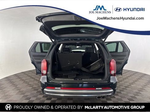 Certified 2025 Hyundai Palisade Calligraphy image 18