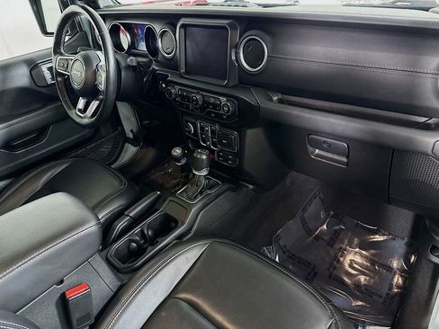 Used 2023 Jeep Wrangler Unlimited Sahara w/ Cold Weather Group image 32