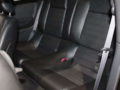 Used 2007 Ford Mustang GT RWD image 8