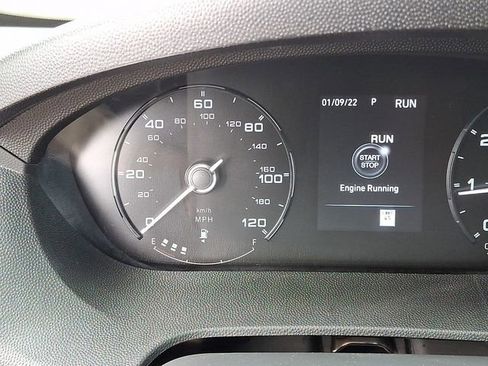 Used 2024 RAM ProMaster 2500 w/ Safety Group image 14