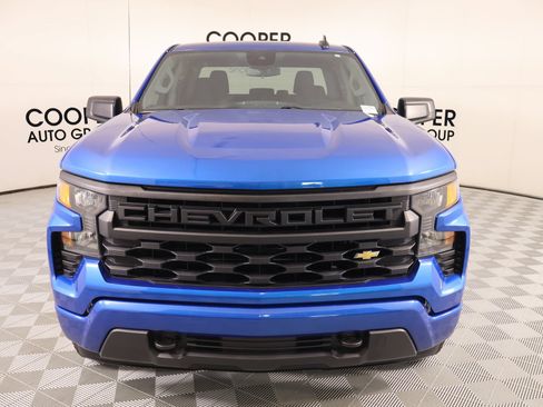 Used 2023 Chevrolet Silverado 1500 Custom AWD/4WD image 8