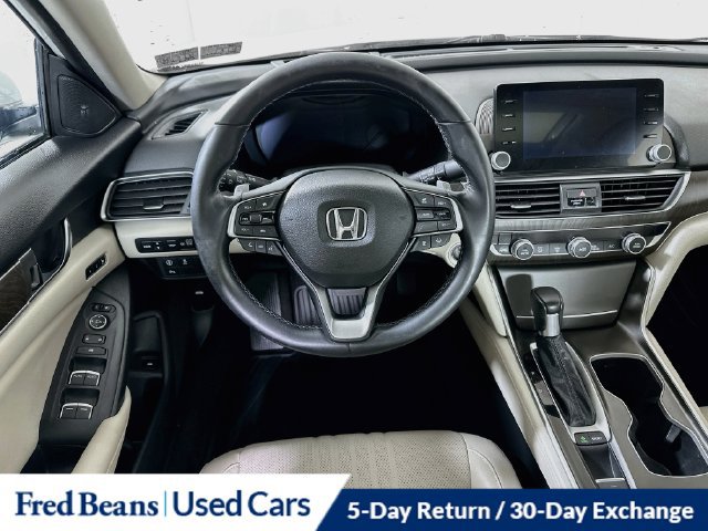 Used 2018 Honda Accord Touring image 29