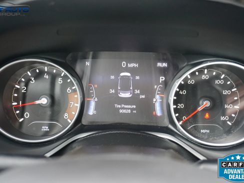 Used 2018 Jeep Compass Latitude w/ Popular Equipment Group AWD/4WD image 42