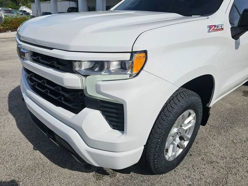 Used 2024 Chevrolet Silverado 1500 RST w/ Z71 Off-Road Package AWD/4WD image 15