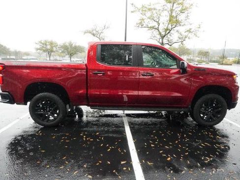 Used 2024 Chevrolet Silverado 1500 LT Trail Boss image 2