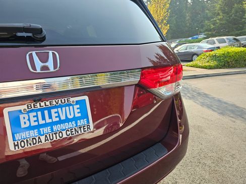 Used 2016 Honda Odyssey EX-L image 17
