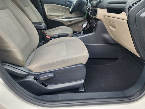Used 2018 Ford EcoSport S image 38