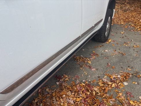 Used 2024 Chevrolet Silverado 2500 High Country w/ High Country Premium Package image 4