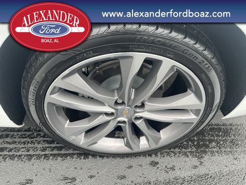 Used 2023 Chevrolet Malibu LT image 7