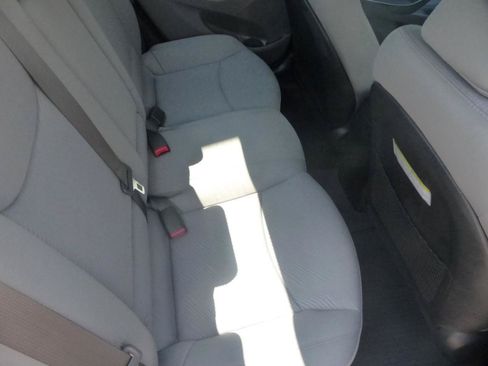 Used 2013 Hyundai Elantra GLS w/ Preferred Pkg FWD image 15