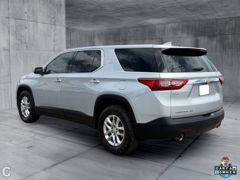 Used 2020 Chevrolet Traverse LS AWD/4WD image 4