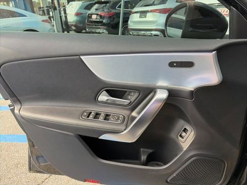 Used 2022 Mercedes-Benz A 220 image 9