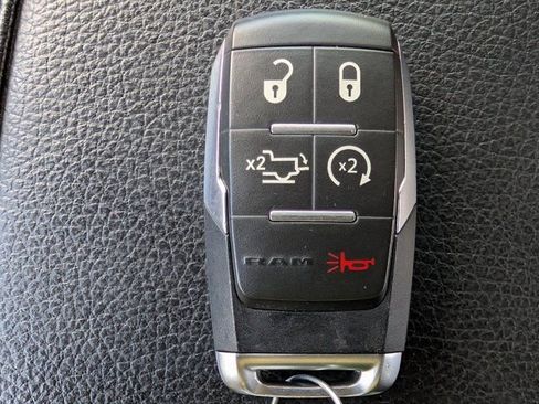 Used 2024 RAM 2500 Laramie image 27