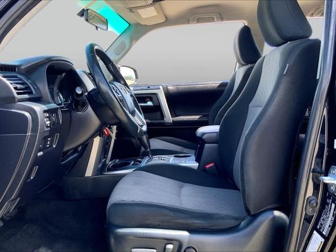 Used 2019 Toyota 4Runner SR5 RWD image 8