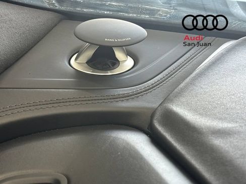 Used 2024 Audi RS Q8 AWD/4WD image 34
