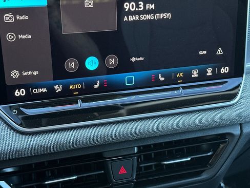 New 2026 Volkswagen Tiguan S image 20