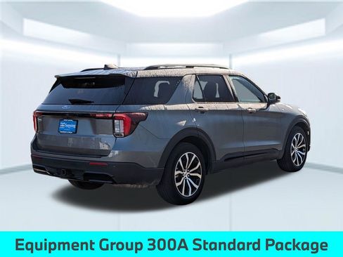Used 2026 Ford Explorer ST-Line w/ Premium Package RWD image 6