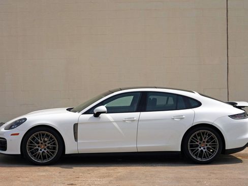Used 2023 Porsche Panamera Platinum Edition RWD image 52